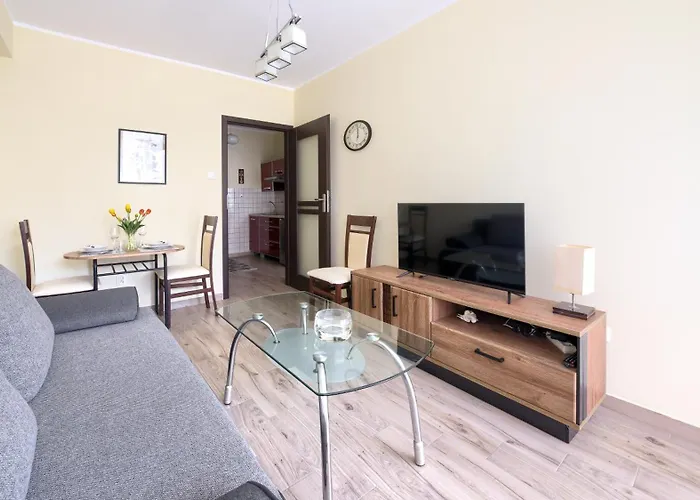 Nowa Slavia, Sun & Snow